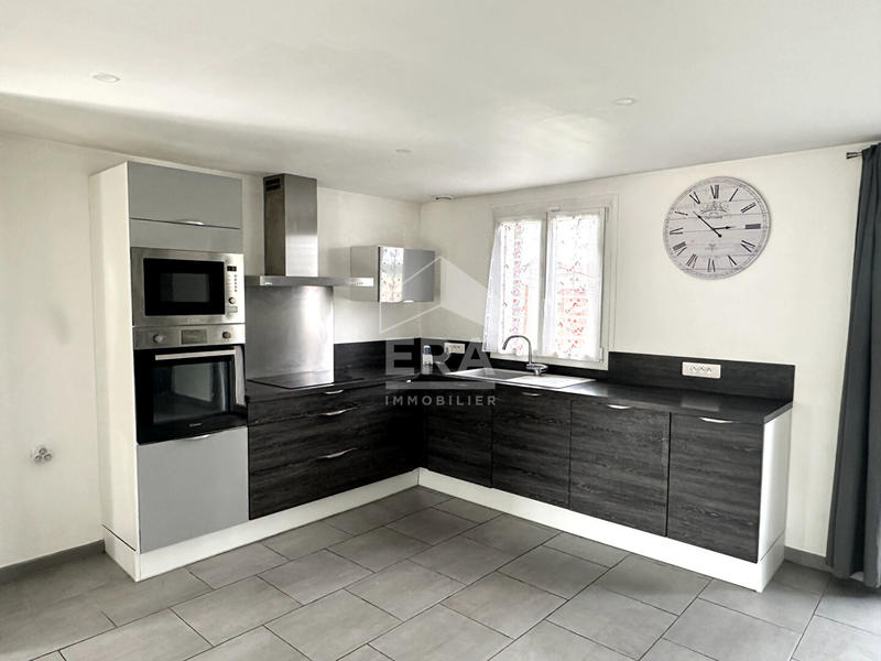 Maison - 147 m² - 6 pièces