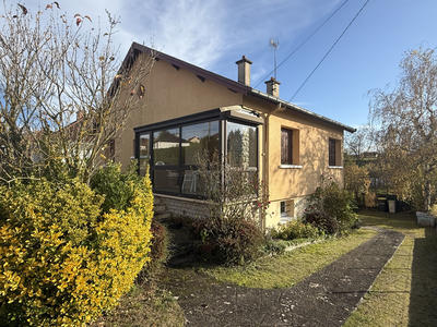 Maison - 95 m² - 6 pièces