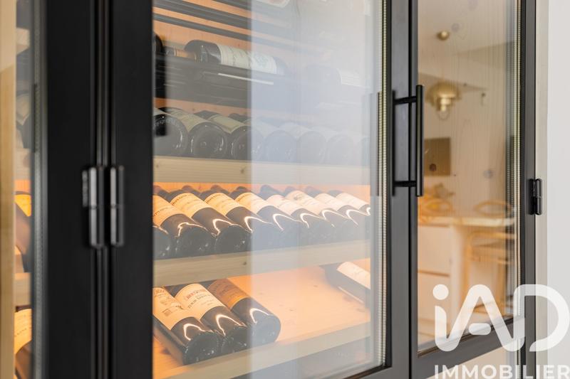 Maison - 300 m² - 10 pièces