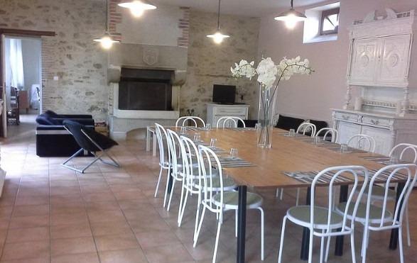 Manoir - 1 000 m² - 12 pièces