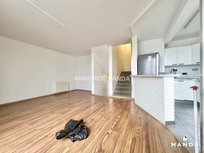 Appartement - 65 m² - 3 pièces