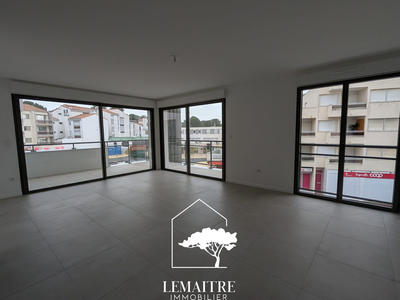 Appartement - 75 m² - 3 pièces