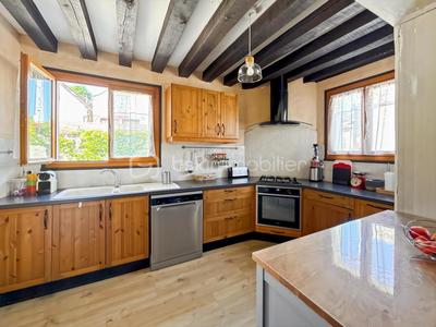 Maison - 83 m² - 5 pièces