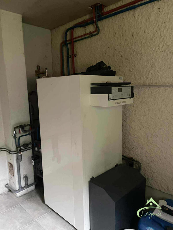 Maison - 95 m² - 4 pièces