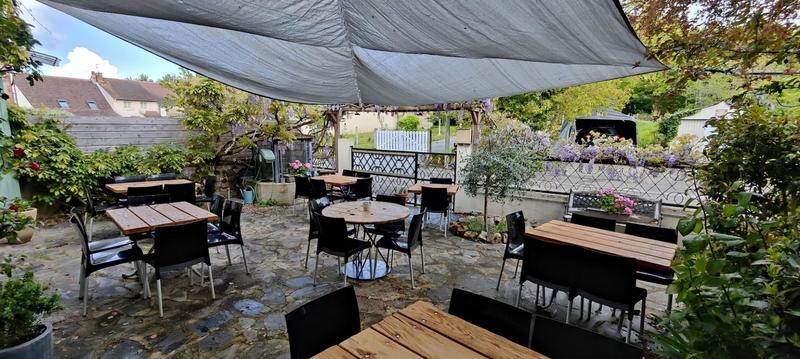 Maison - 315 m² - 11 pièces