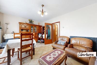 Maison - 85 m² - 5 pièces