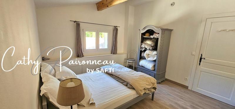 Villa - 324 m² - 9 pièces