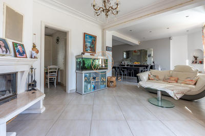 Maison - 165 m² - 6 pièces