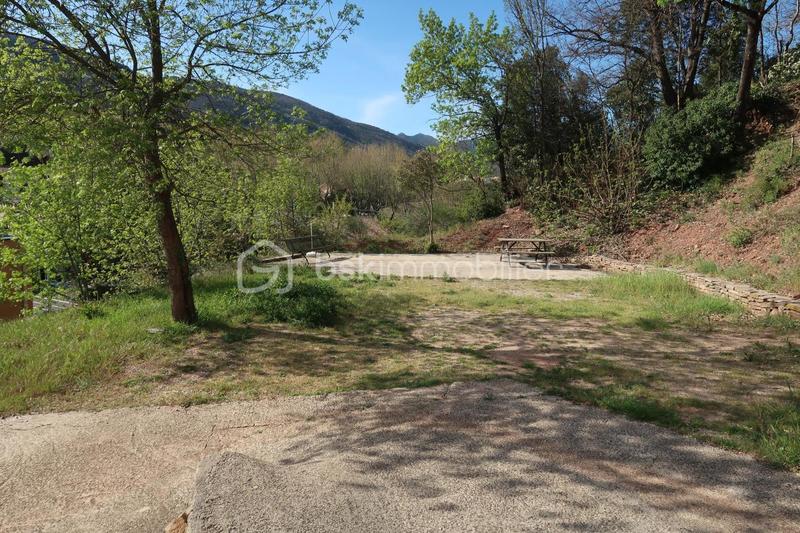 Immeuble - 166 m² - 10 pièces