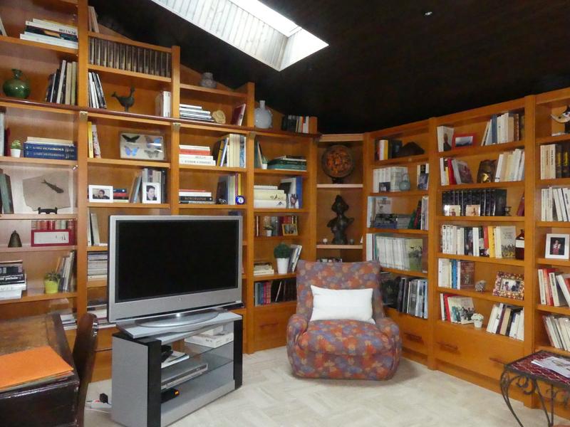 Maison - 220 m² - 9 pièces