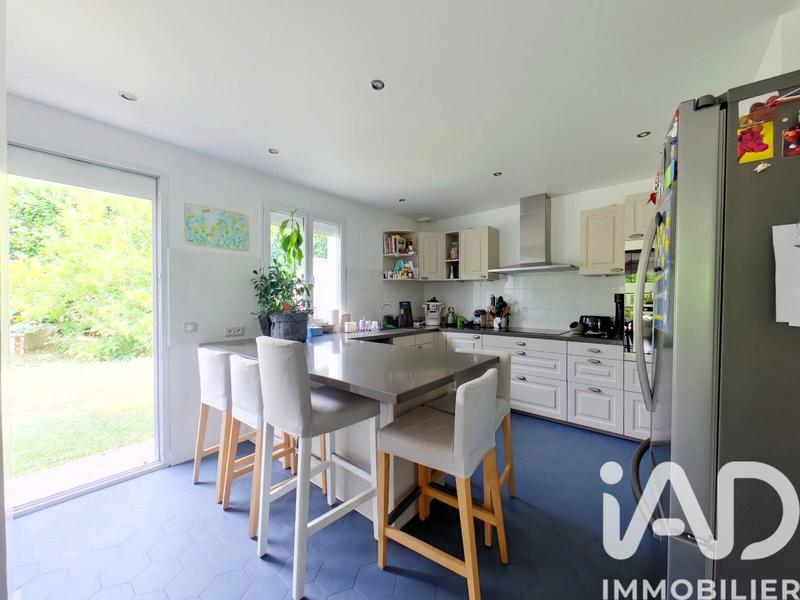 Maison - 140 m² - 7 pièces