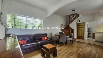 Maison traditionnelle - 87 m² - 3 pièces