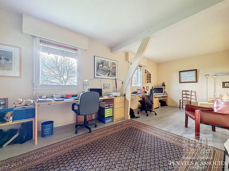 Maison - 172 m² - 7 pièces