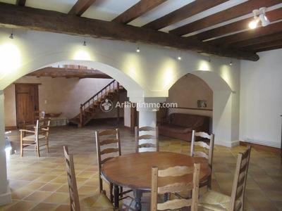 Maison - 274 m² - 8 pièces