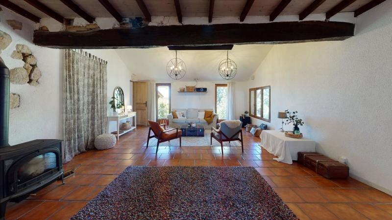 Maison - 250 m² - 5 pièces