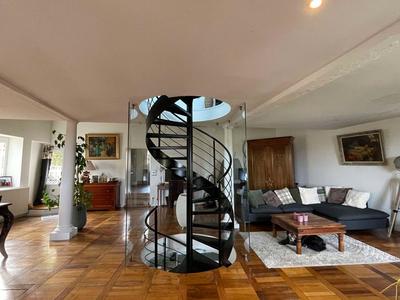 Maison - 164 m² - 5 pièces