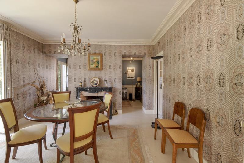 Maison - 224 m² - 7 pièces