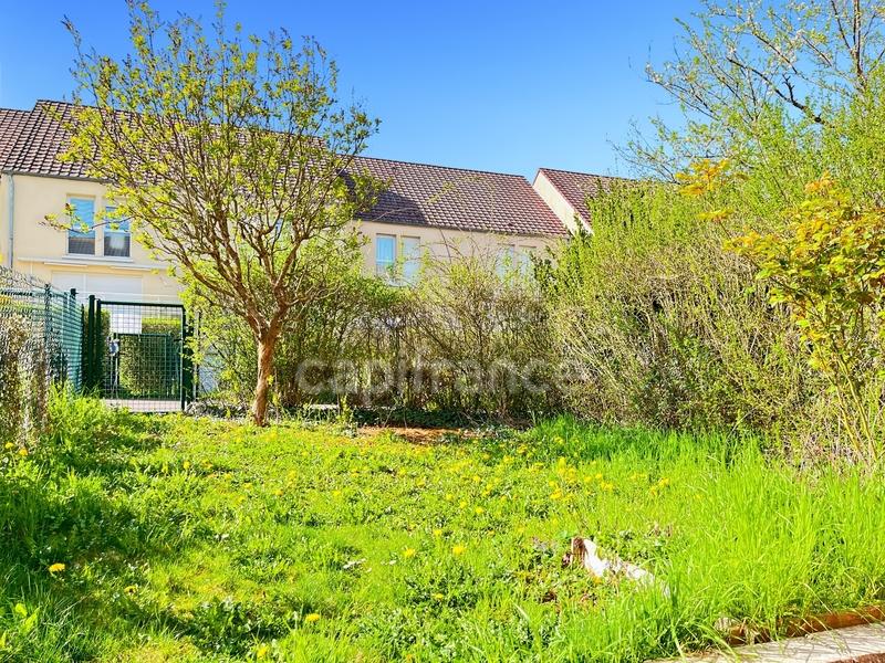 Maison - 104 m² - 6 pièces