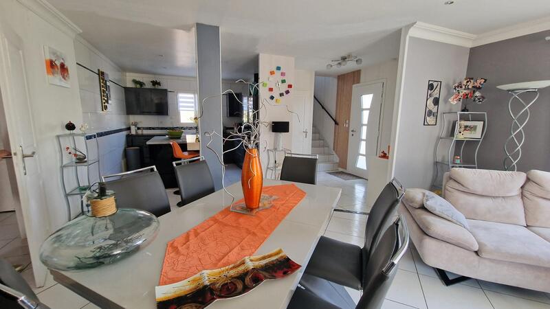 Maison - 133 m² - 6 pièces