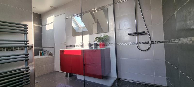 Maison - 170 m² - 7 pièces