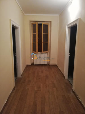 Maison - 189 m² - 5 pièces