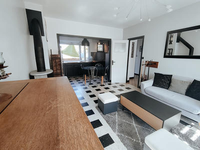 Maison - 91 m² - 6 pièces