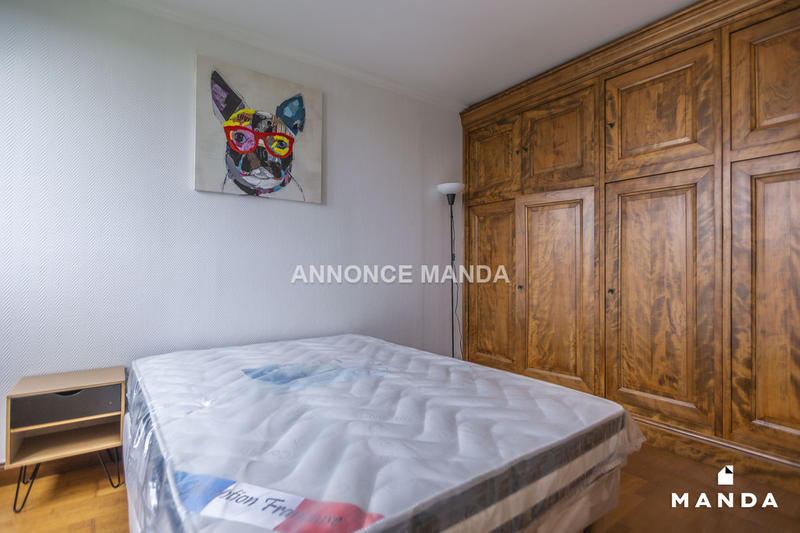 Chambre - 13 m² - 5 pièces