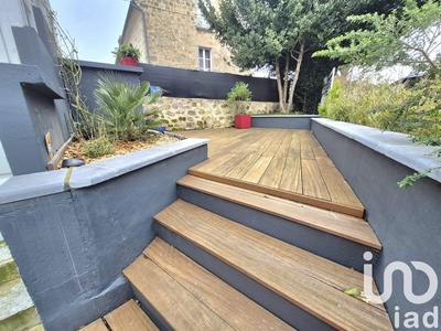 Maison - 90 m² - 5 pièces