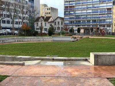 Local commercial - 83 m² - 3 pièces