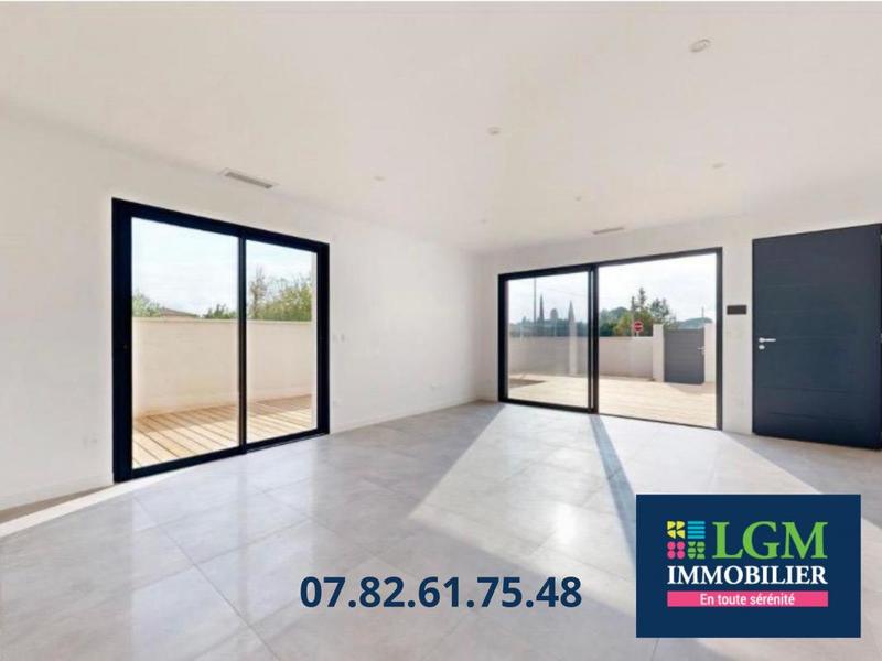 Maison - 99 m² - 5 pièces