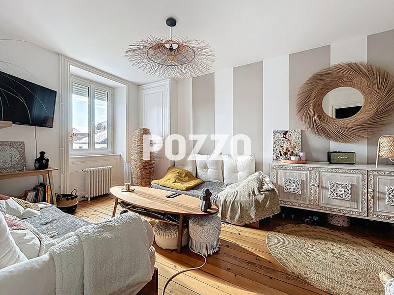 Appartement - 60 m² - 2 pièces