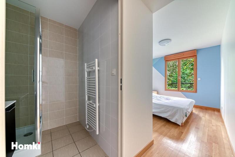 Appartement - 92 m² - 4 pièces