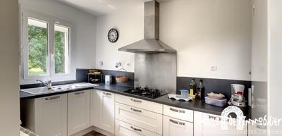 Maison - 92 m² - 4 pièces