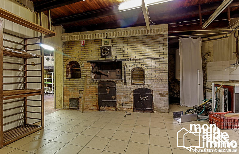 Maison - 150 m² - 9 pièces