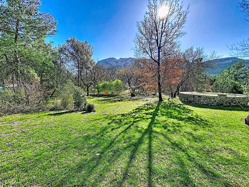 Villa - 194 m² - 6 pièces