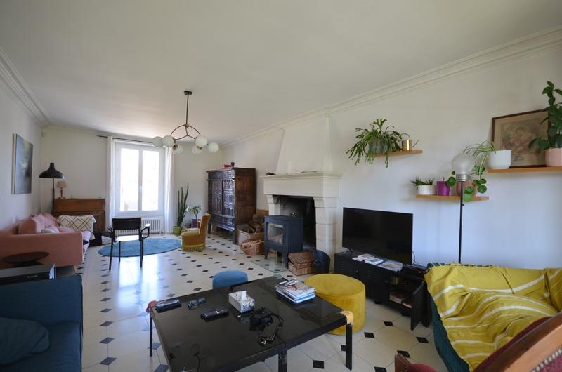 Maison bourgeoise - 230 m² - 9 pièces