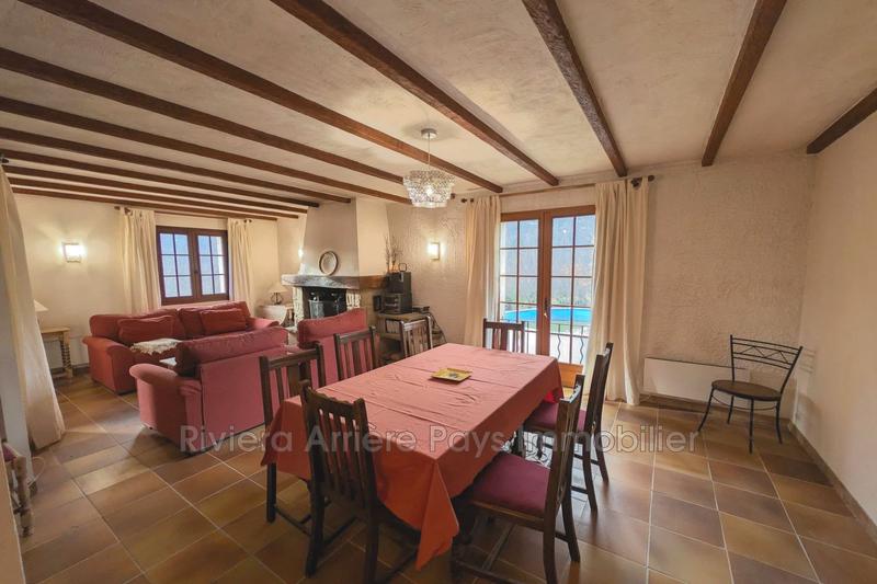 Maison - 122 m² - 6 pièces