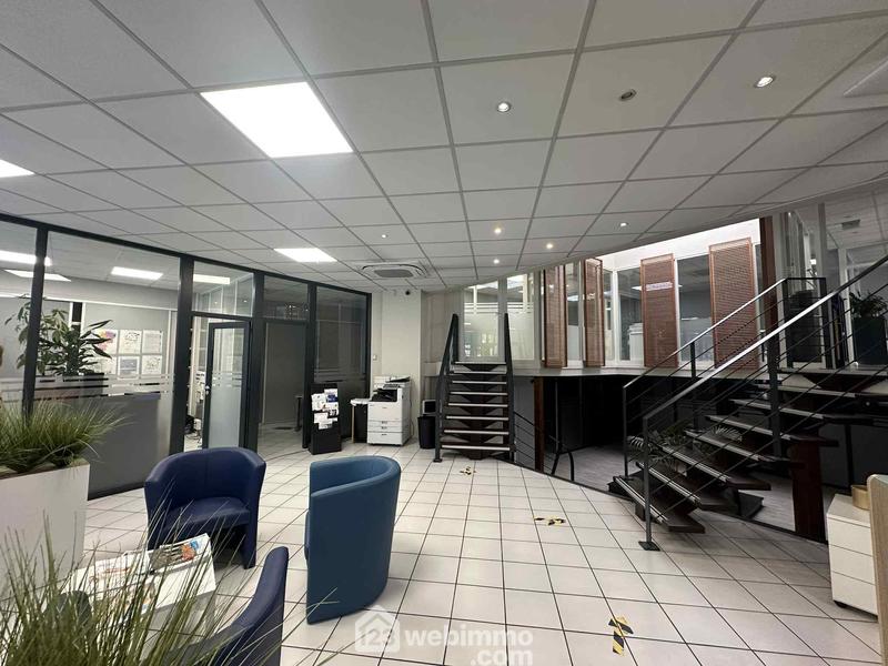 Local commercial - 626 m² - 40 pièces