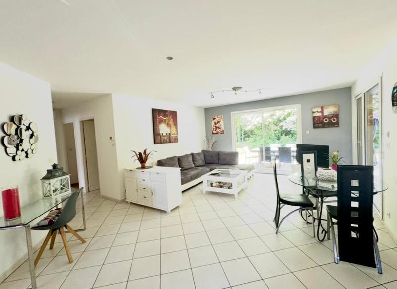 Maison - 110 m² - 4 pièces