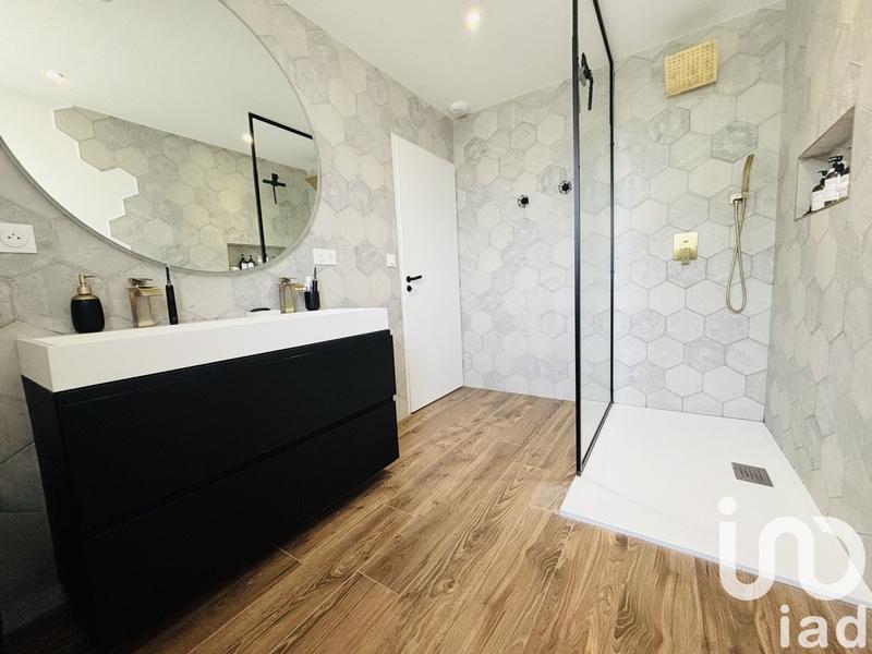 Maison - 97 m² - 4 pièces