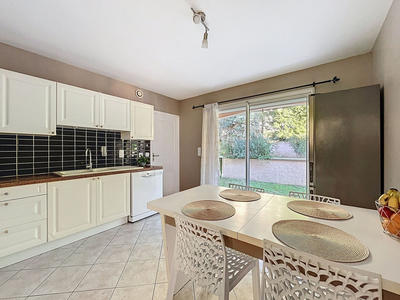 Maison - 144 m² - 5 pièces