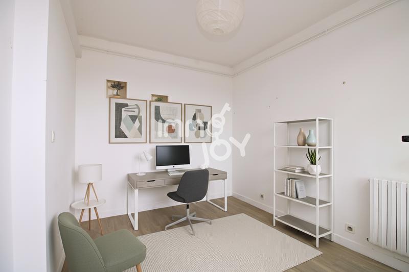 Appartement - 100 m² - 6 pièces