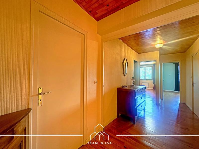 Maison - 194 m² - 5 pièces