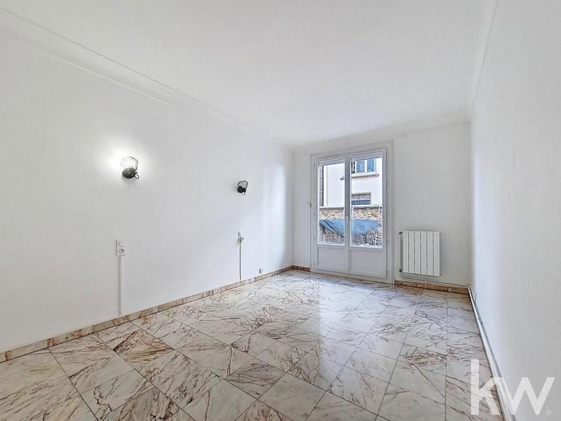 Appartement - 100 m² - 4 pièces