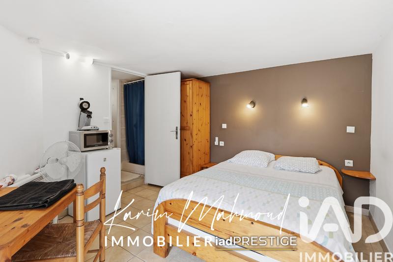 Maison - 260 m² - 7 pièces