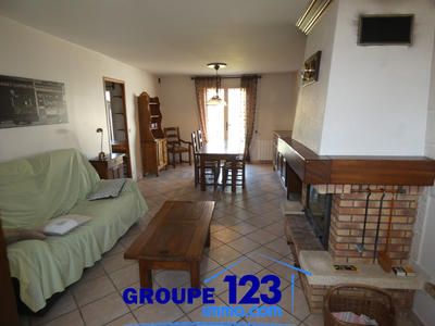 Maison - 87 m² - 4 pièces