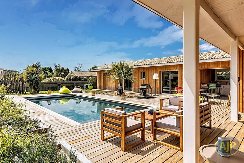 Maison - 138 m² - 7 pièces