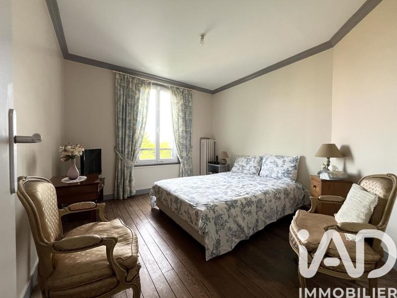 Maison - 200 m² - 6 pièces