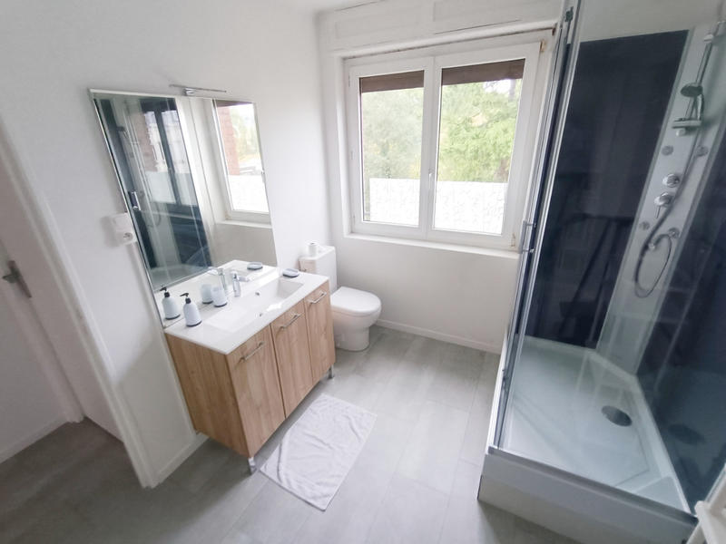 Appartement - 95 m² - 5 pièces