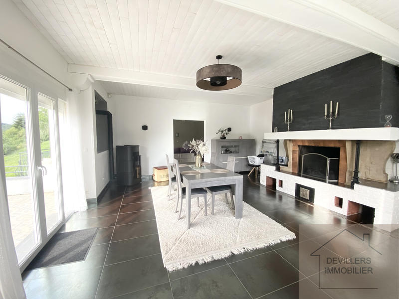 Maison - 220 m² - 5 pièces